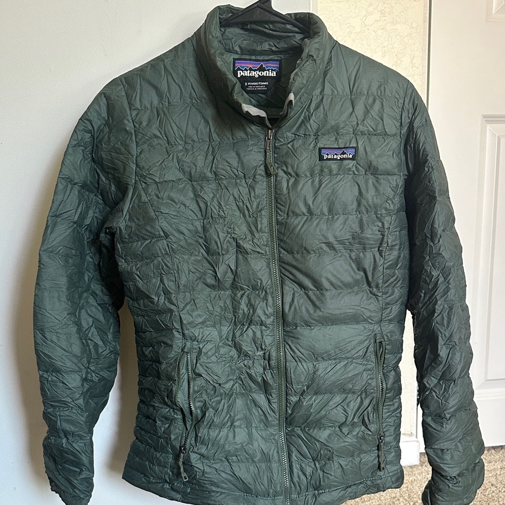 Patagonia Women’s Green Puffer Jacket